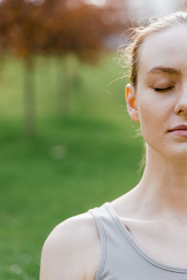 Séance de soin énergétique accompagnement bien-être femme holistique